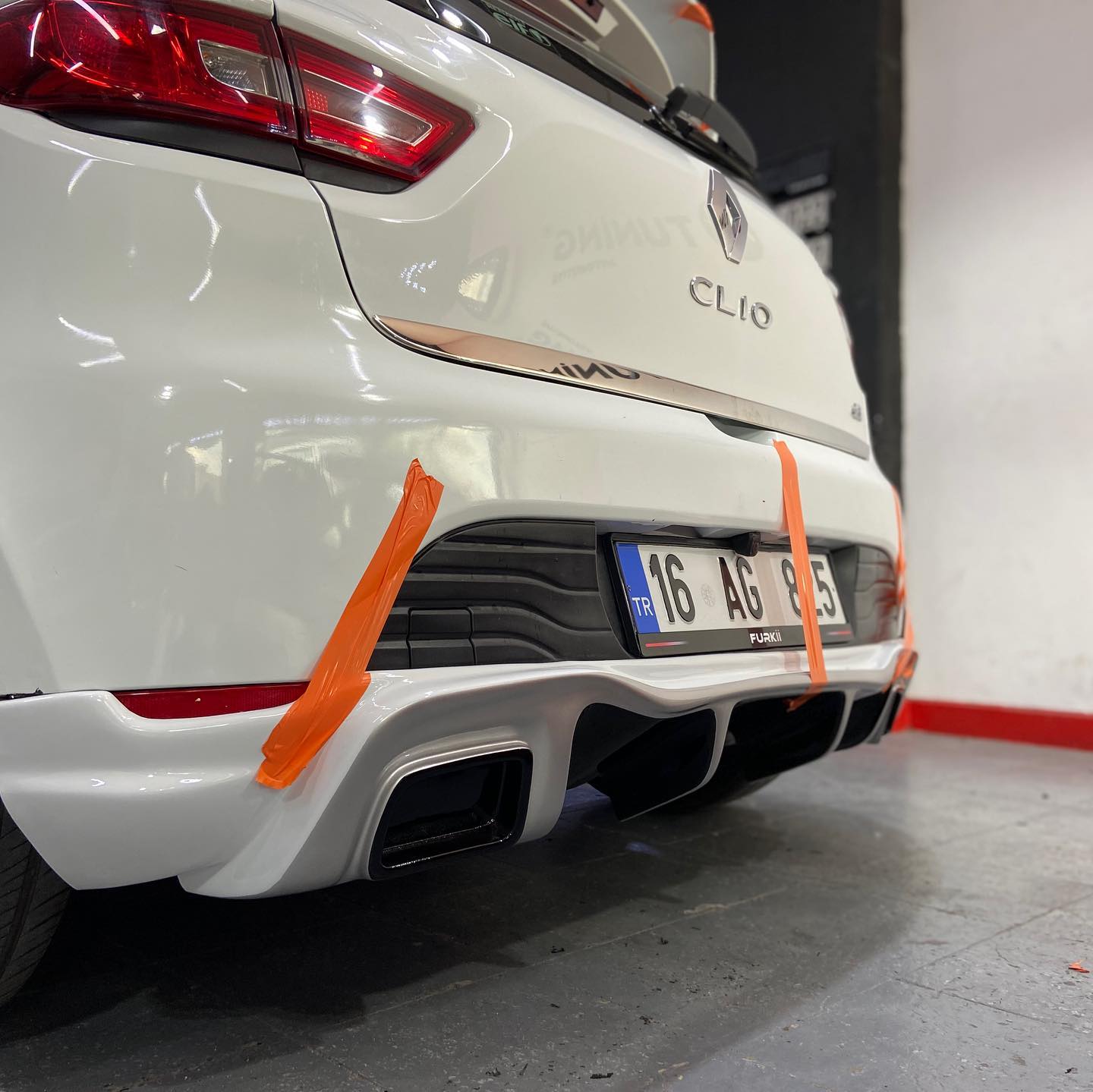 Renault Clio 4 RS Difüzör - Görsel 2